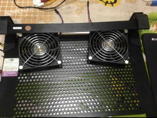电脑显示器散热设计结构（电脑显示器需要散热吗）