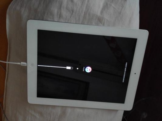 iphone连接电脑只充电（iphone连接电脑只充电不显示设备）