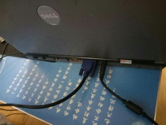 电脑主机能接笔记本显示器吗（电脑主机可以连接笔记本当显示屏吗）