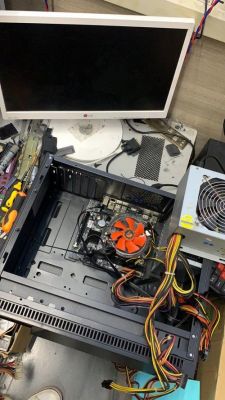 组装电脑要买哪些东西（组装电脑需要买什么东西）