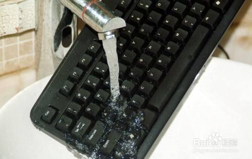水进电脑键盘（水进电脑键盘怎么办）