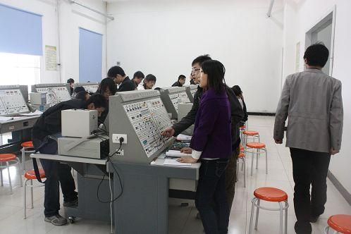 女生学移动通信技术（女生学移动通信技术就业岗位）