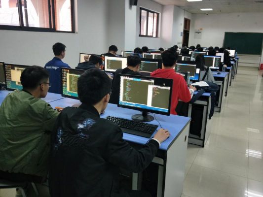 计算机通信专业培训（通信计算机专业咋样）