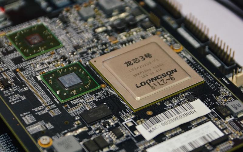长城电脑龙芯（长城电脑用的什么cpu）