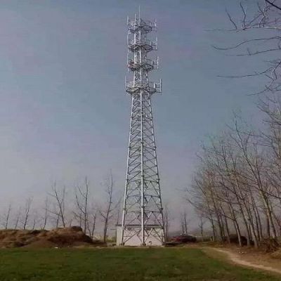 高速公路通信铁塔（高速公路信号塔）